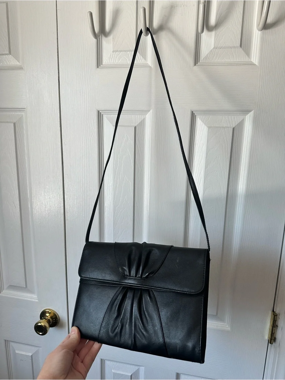 Vintage Black Pleated Convertible Clutch with Crossbody Shoulder Strap and Snap